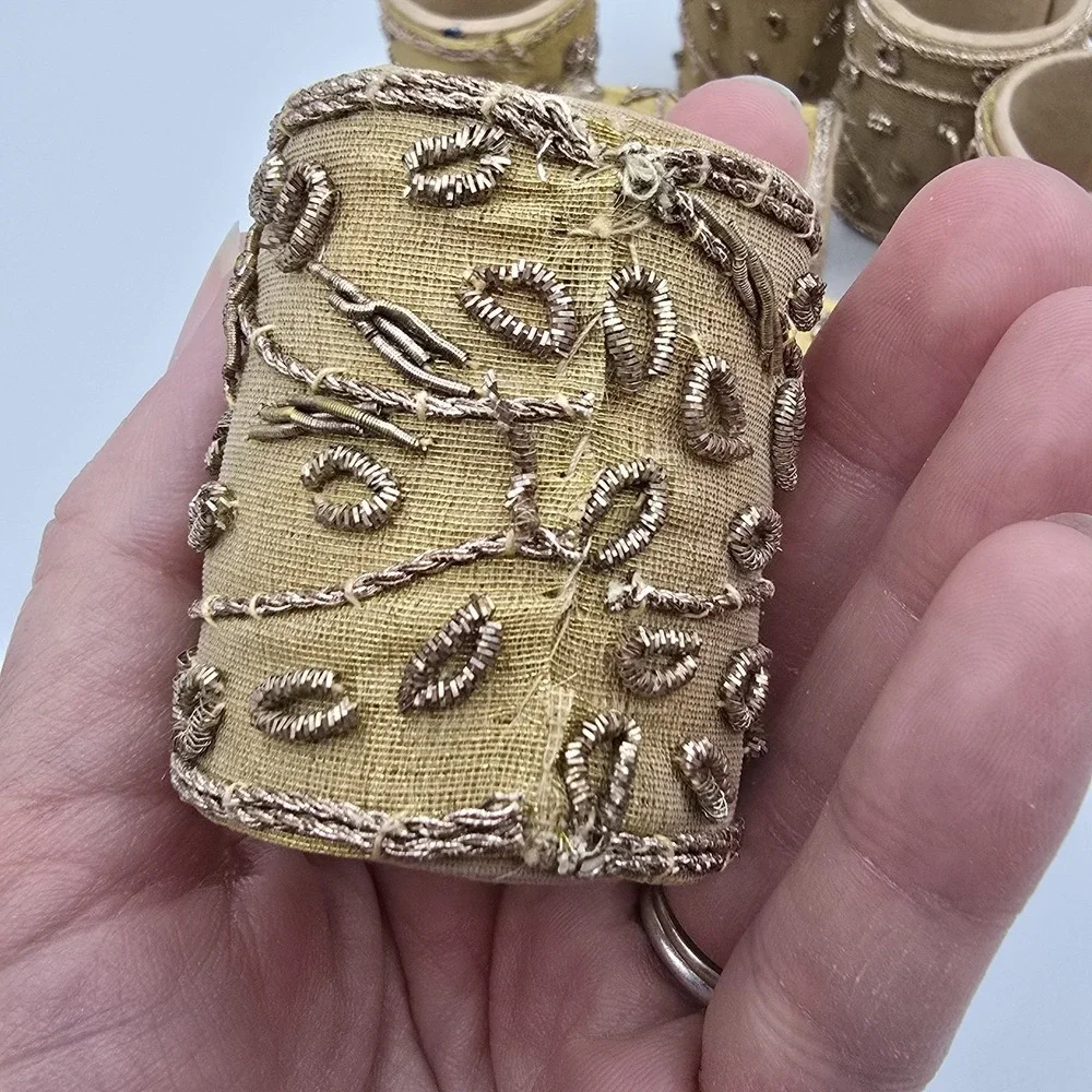 Set‎ (8) Vtg Round Napkin Rings Holders Gold-Tone Cloth Wrapped Bead Jewels
